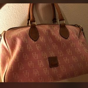 Dooney and bourke bag